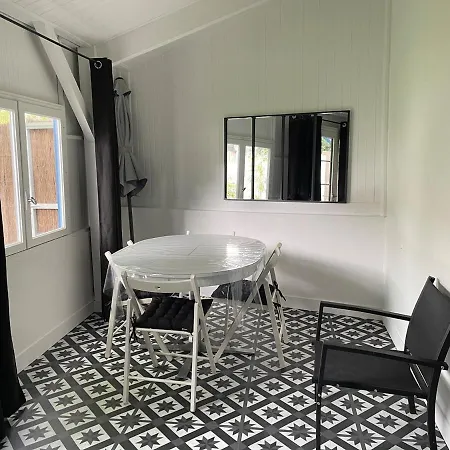 Annexe D'été à 50m De La De Nauzan, à Palais